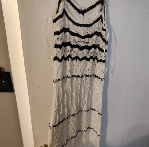 687. Crochet Maxi Dress in Ivory - Picture 9 of 10